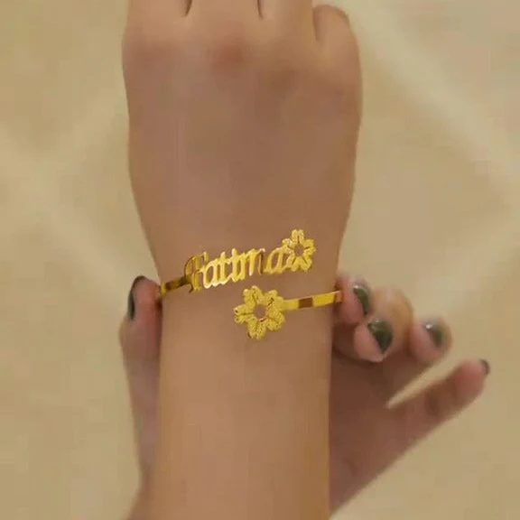 Flower Design Bangle